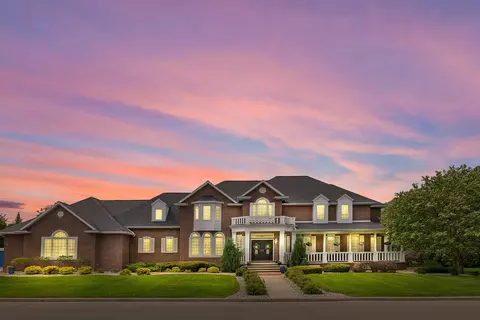 500 Bosworth Ln, Neenah, WI 54956