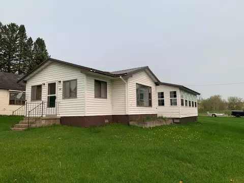 604 5th St, Goodman, WI 54125