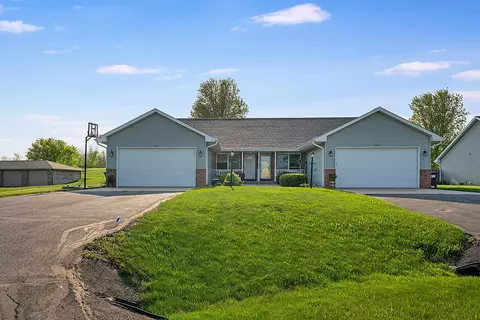 w7067 Buttercup Court, Greenville, WI 54942