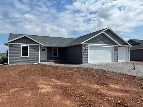 2032 Antelope Trl, Kaukauna, WI 54130