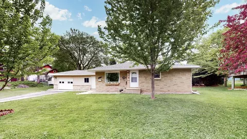 413 Brill St, Kaukauna, WI 54130