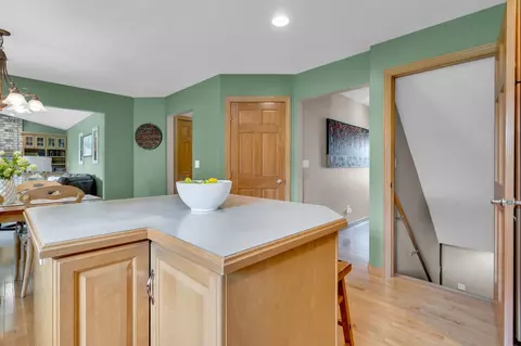 2915 E Greenleaf Dr, Appleton, WI 54913 photo 7