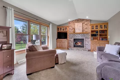 2915 E Greenleaf Dr, Appleton, WI 54913 photo 11