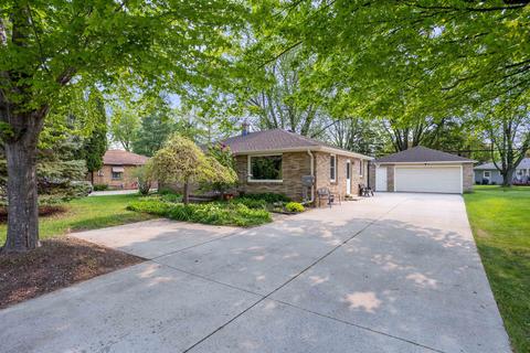 3020 N Meade St, Appleton, WI 54911