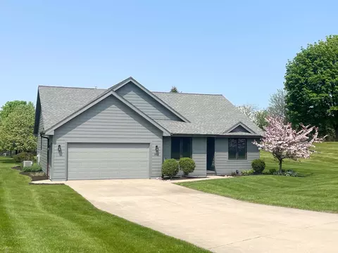 1811 E Sonata Dr #2, Green Bay, WI 54311
