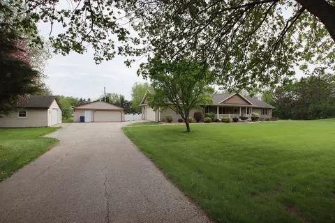 w7426 Townline Circle, Van Dyne, WI 54979