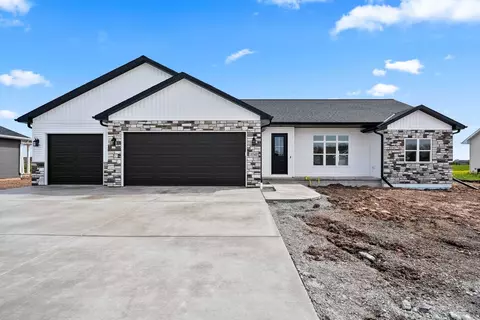 365 Willie Mays Cir, De Pere, WI 54115