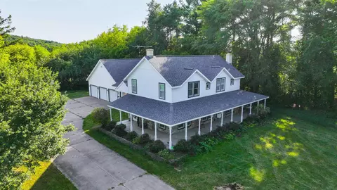 e3207 County Road Ee, Waupaca, WI 54981
