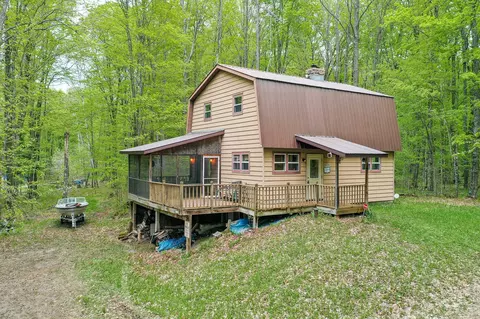 2451 Valician Shores Ln, Crandon, WI 54520