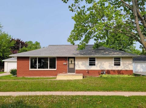 1515 N Nicholas St, Appleton, WI 54914