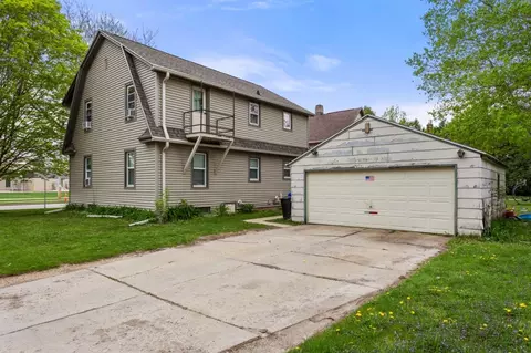 225 N Mason St, Appleton, WI 54914 photo 2