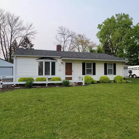 1194 Burnette St, Neenah, WI 54956