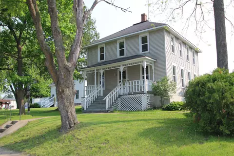 230 N Main St, Scandinavia, WI 54977