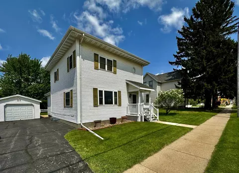 315 Broadway St, Berlin, WI 54923