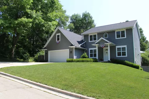 1231 Sandia Ct, Green Bay, WI 54313