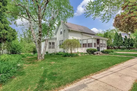314 E South River St, Appleton, WI 54915