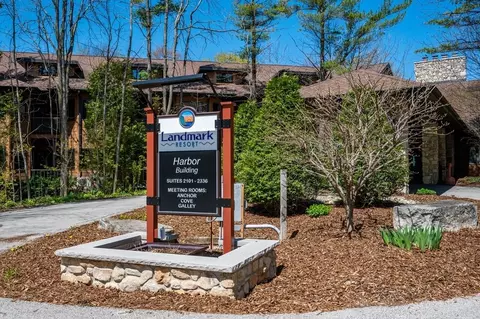 4920 Landmark Cir #2228, Egg Harbor, WI 54209