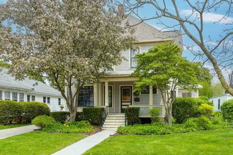 446 Hazel St, Oshkosh, WI 54901