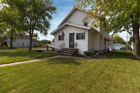 320 Whitney St, Kaukauna, WI 54130