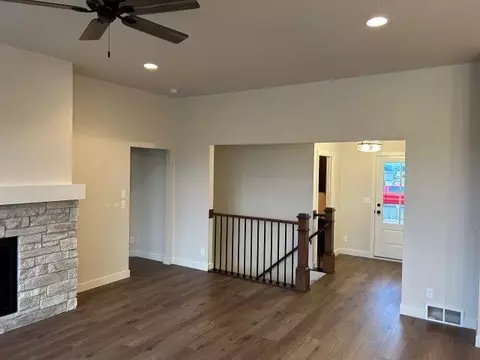 2826 E Sunstone Pl, Appleton, WI 54913 photo 4