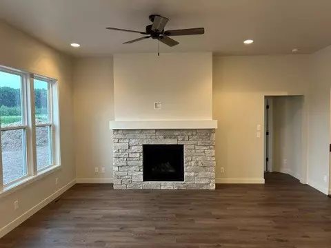 2826 E Sunstone Pl, Appleton, WI 54913 photo 3