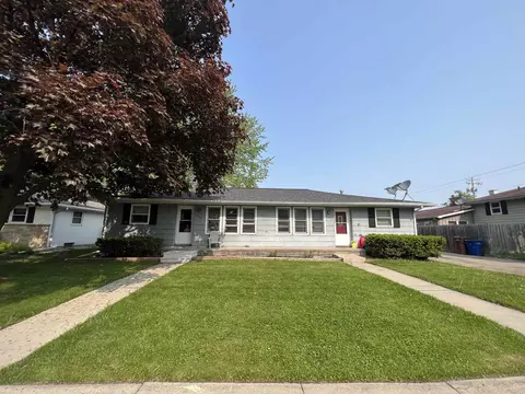 1048 Ida St, Menasha, WI 54952