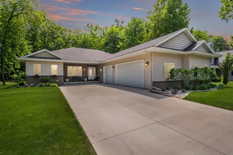 4199 Westview Ln, Oshkosh, WI 54904