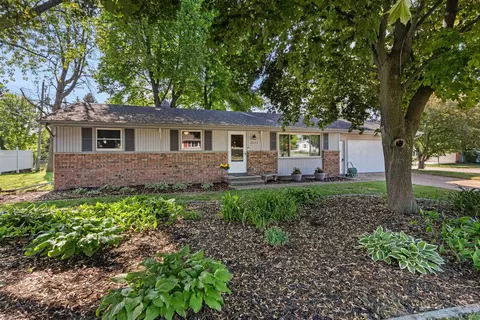 2633 Brookdale Ave, Green Bay, WI 54313