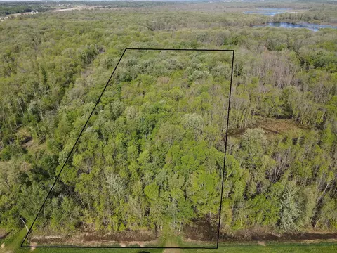 Cty Rd M, Hortonville, WI 54944