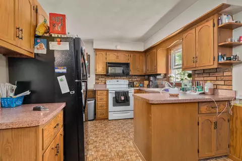 1013 N Mason St, Appleton, WI 54914 photo 6