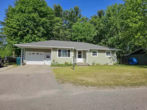 630 S Waupaca St, Wautoma, WI 54982