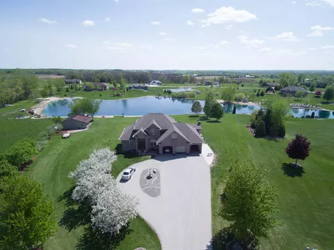 3564 Keweaton Lake Ct, Denmark, WI 54208