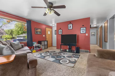 726 E Harding Dr, Appleton, WI 54915 photo 13