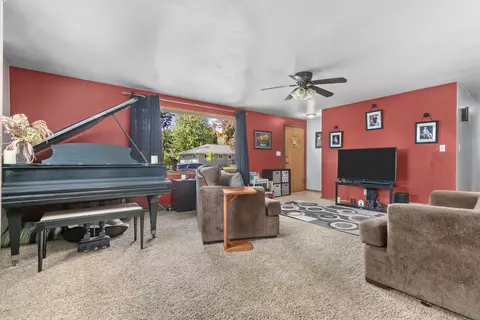 726 E Harding Dr, Appleton, WI 54915 photo 10