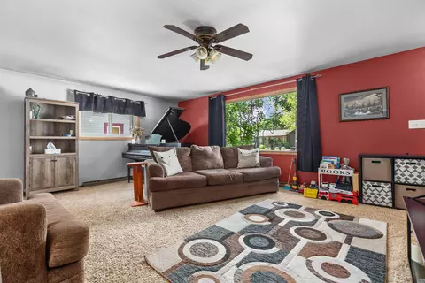 726 E Harding Dr, Appleton, WI 54915 photo 12