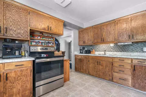 726 E Harding Dr, Appleton, WI 54915 photo 4