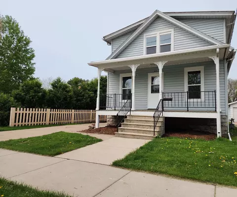 65 Lake St, Oshkosh, WI 54901