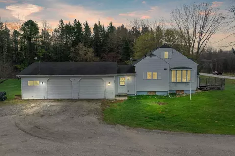 e4774 Winding Road, Kewaunee, WI 54216