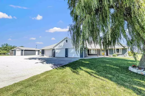 10202 W Dead End Rd, Brussels, WI 54204