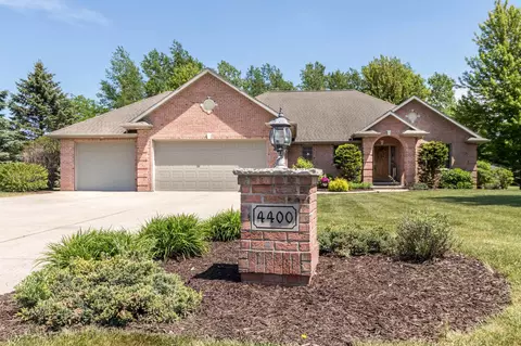 4400 Touchstone Dr, Oneida, WI 54155