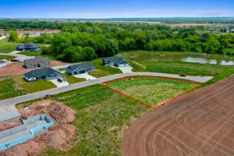1655 Torchwood Trl #3, De Pere, WI 54115