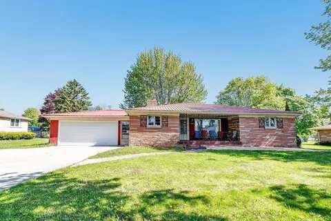 1501 Clark St, Algoma, WI 54201