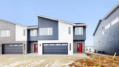 446 Aldon Cir, Green Bay, WI 54304