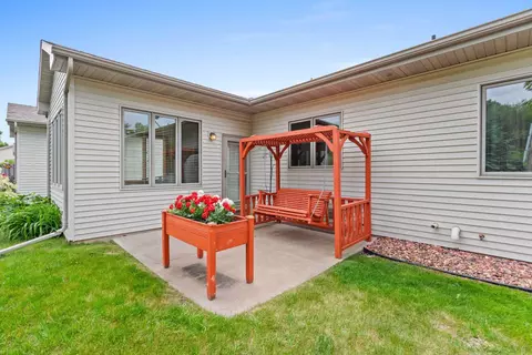 1810 E Sylvan Ave, Appleton, WI 54915 photo 28