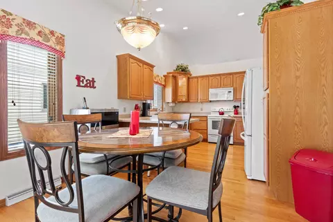 1810 E Sylvan Ave, Appleton, WI 54915 photo 10