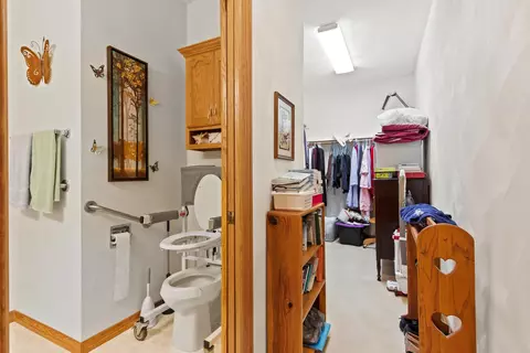 1810 E Sylvan Ave, Appleton, WI 54915 photo 16