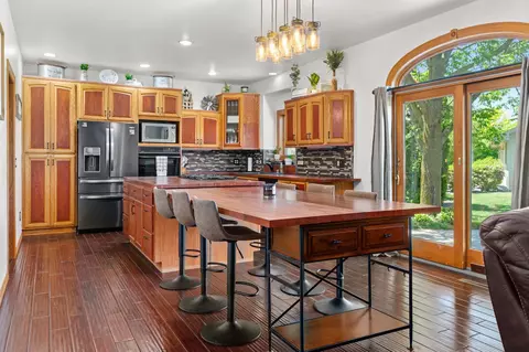 n287 Mueller Court, Appleton, WI 54915 photo 6