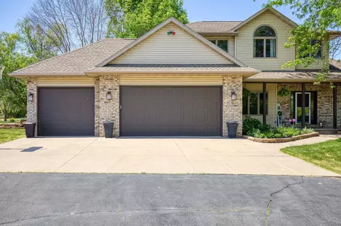 n287 Mueller Court, Appleton, WI 54915 photo 2