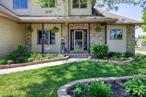 n287 Mueller Court, Appleton, WI 54915 photo 3