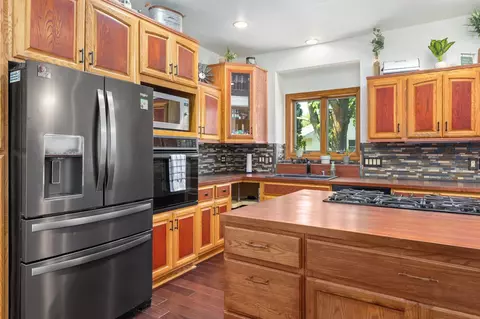 n287 Mueller Court, Appleton, WI 54915 photo 7